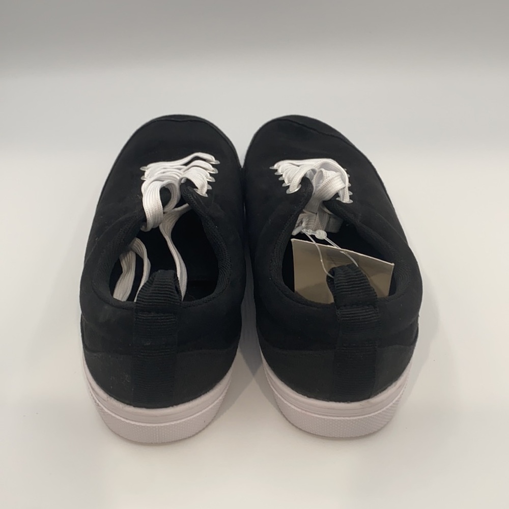 H&M KIDS CANVAS SNEAKERS - Picture 3 of 5